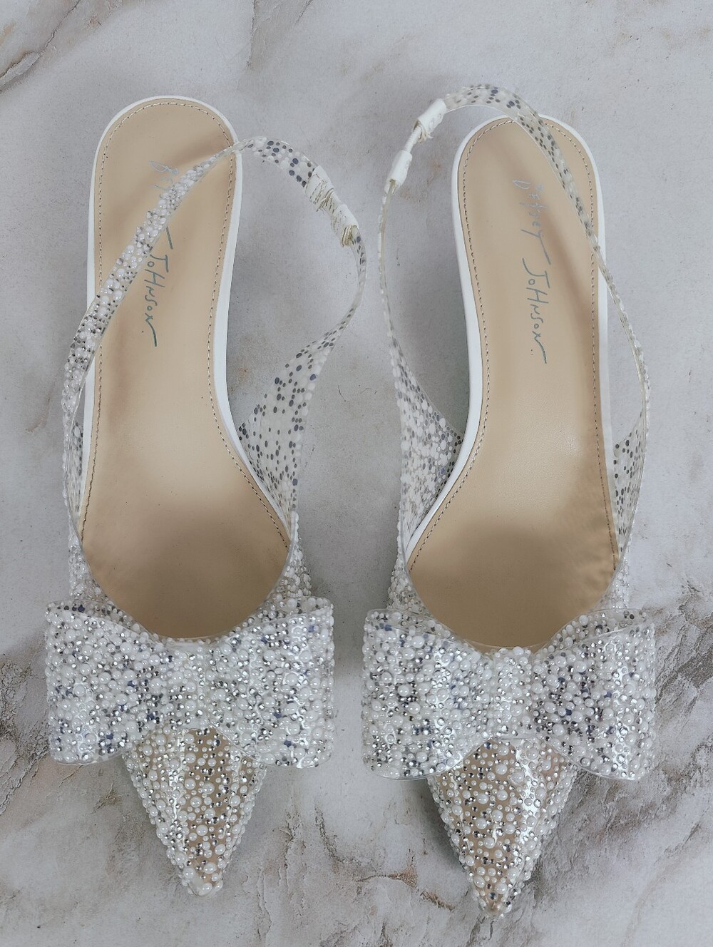 NIB Betsey Johnson Patti Lucite Faux Pearl Slingback Kitten Heel Pumps, 10